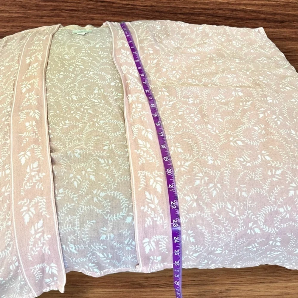 LOFT Summer Shawl Wrap Coverup Pink & White Floral Oversized Lightweight EUC